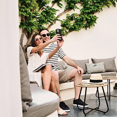 Anastasis And Hotel Imerovigli (Santorini)