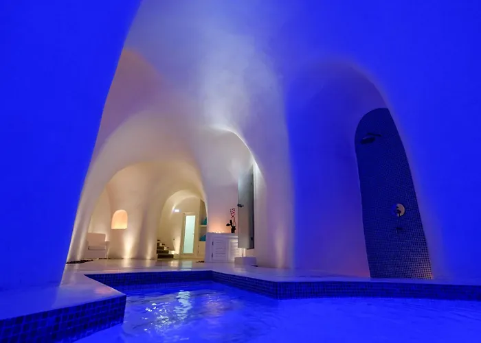 Anastasis And Hotell Imerovigli (Santorini)