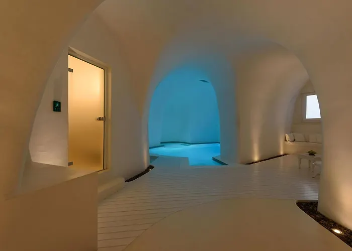 Отель Anastasis And *