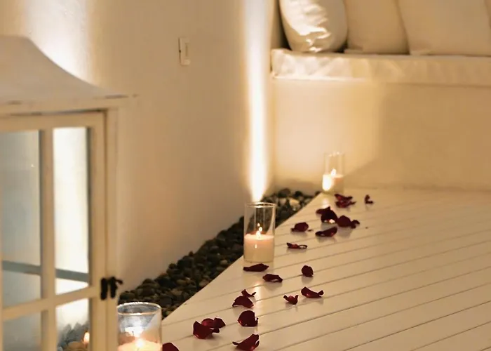 Anastasis And מלון