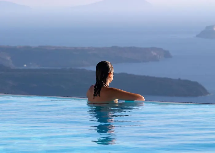 Hotel Anastasis And *